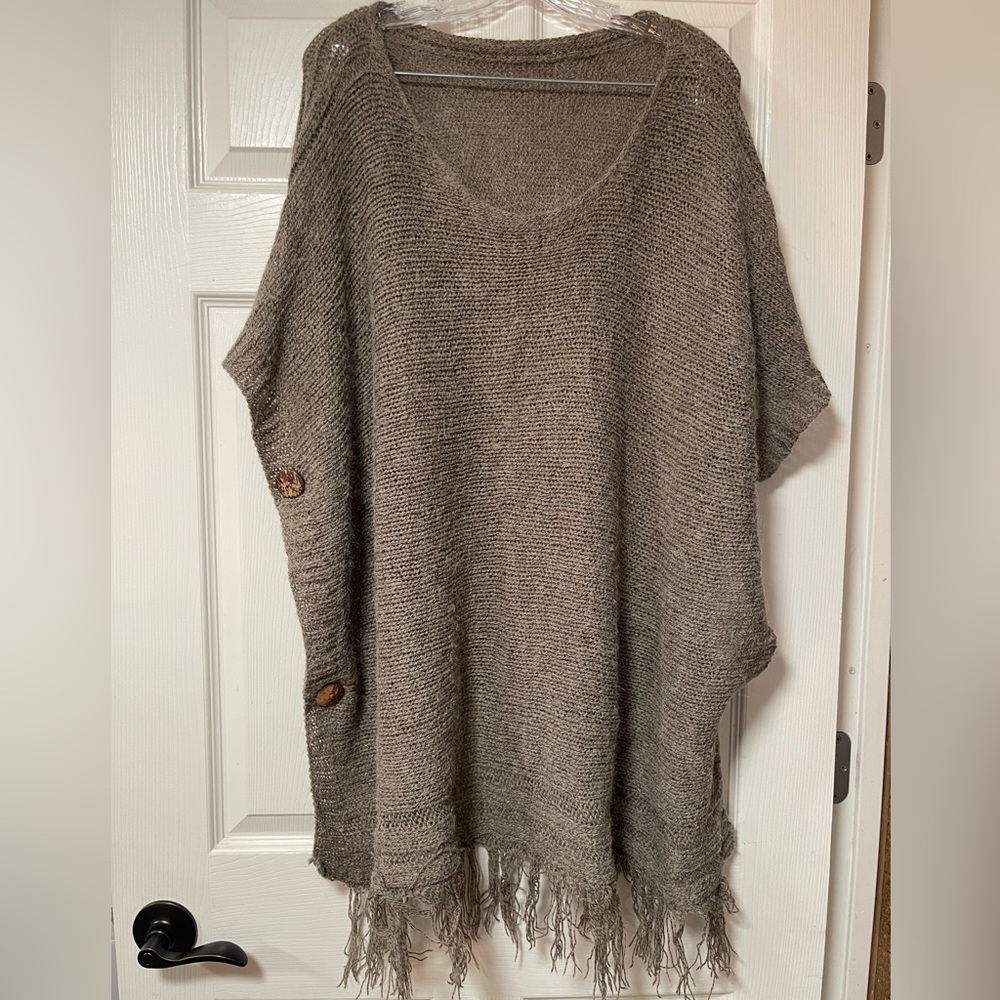 MAURICES Boho One Size Poncho Wool Side Buttons - Picture 2 of 7